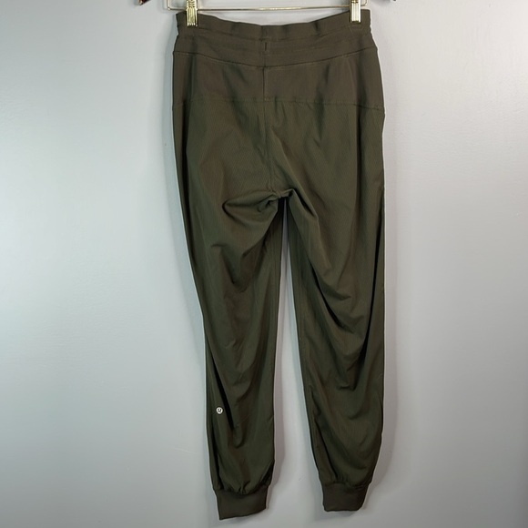 Lululemon Dance Studio Jogger 29" Dark Olive First Release Swift Fabric 6 *As Is - Picture 5 of 9